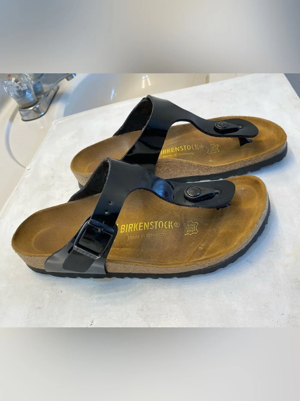 Birkenstock Gizeh Size 37, US Ladies Size 6,Men’s Size 5 great condition clean